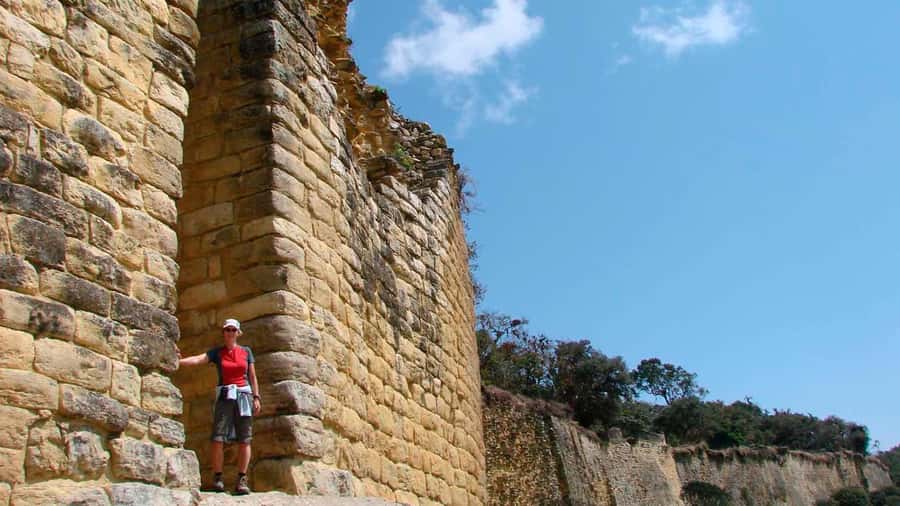 Chachapoyas | Kuelap Fortress Full-Day Tour - The English and Spanish guide question
