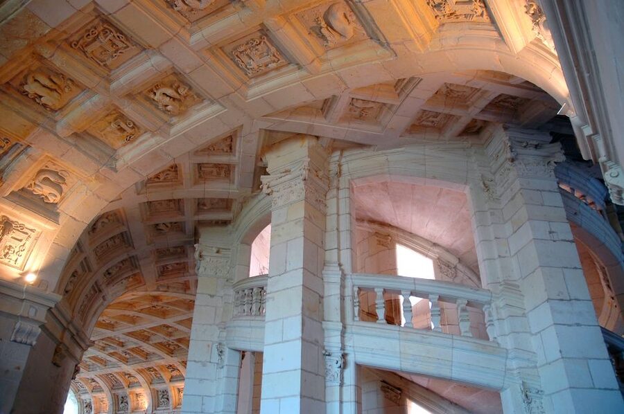 Chambord: Entry Ticket to the Castle - Why Chambord looks unlike any other castle