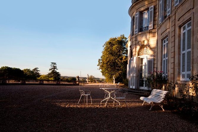 Chateau du Taillan and Park including Wine Tasting Tour - Inside the château: family stories with a sense of place