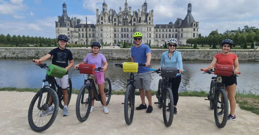 Chateaux de la Loire cycling ! - Cycling the Loire Valley instead of simply driving past it