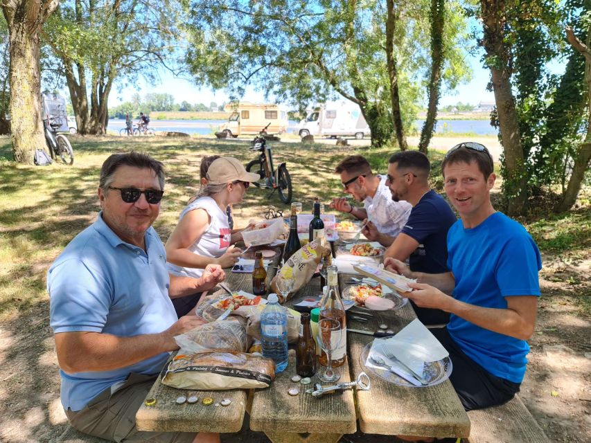 Chateaux de la Loire cycling ! - Who will get the most from this tour