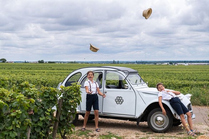 Citroën 2CV Burgundy rental and Tasting at the Château de Pommard - A 2CV Is the Main Attraction
