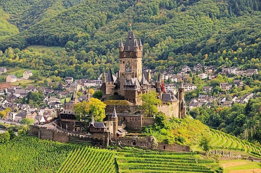 Cochem, Moselle: Castle, boat and wine tour - Reichsburg Cochem: begin above the town