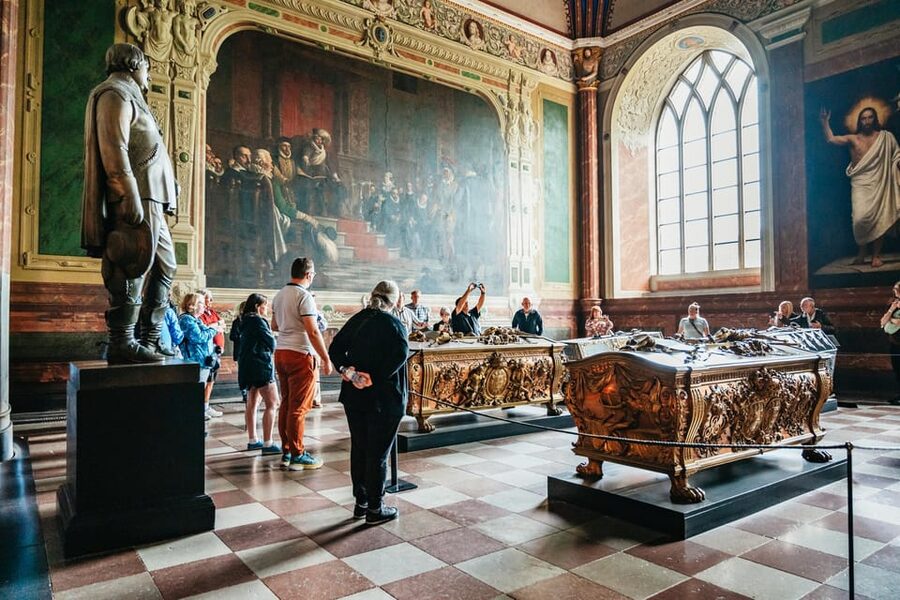 Copenhagen: Kronborg, Frederiksborg Castle and Roskilde Tour - How much time do you really get?