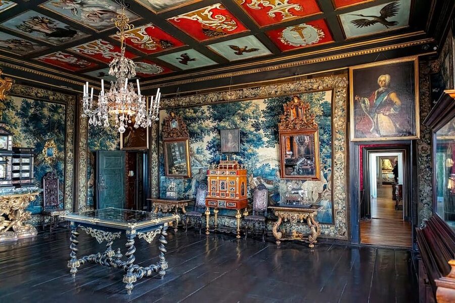 Copenhagen: Rosenborg Castle Entry Ticket - The baptismal font and the living royal connection