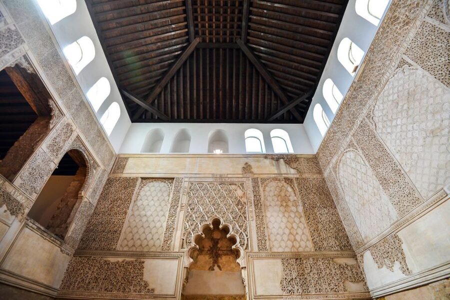 Córdoba Guided Tour of the Mosque, Jewish Quarter & Alcazar - Walking, timing, and physical effort