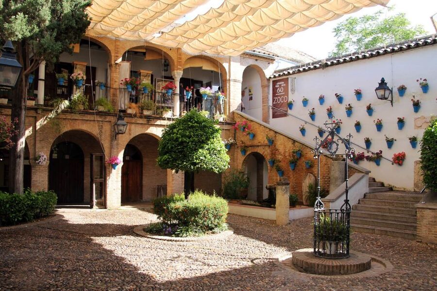 Córdoba Guided Tour of the Mosque, Jewish Quarter & Alcazar - Is $58 a fair price?