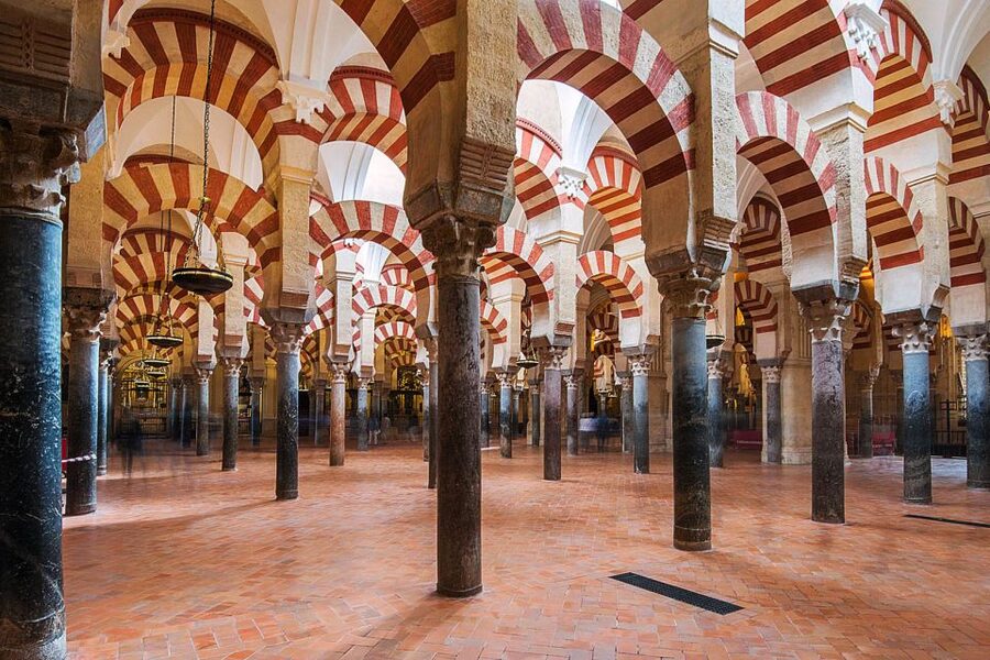 Córdoba Guided Tour of the Mosque, Jewish Quarter & Alcazar - La Judería, Córdoba’s old Jewish Quarter