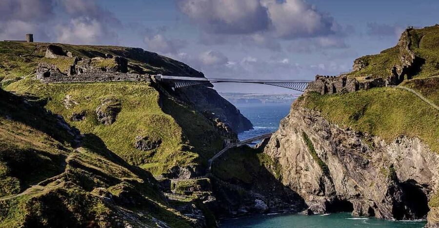 Cornwall: Tintagel Castle Entry Ticket - Crossing the footbridge above the Atlantic