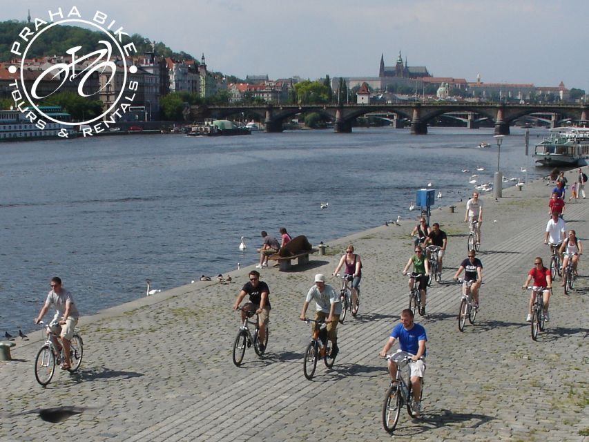 Coutryside e-bike tour to Karlstejn Castle - Who Will Enjoy This Ride Most?