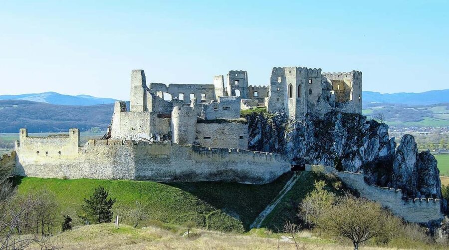 Day Trip to Červený Kameň Castle, Čičmany & Trenčín - Who should book this day trip?