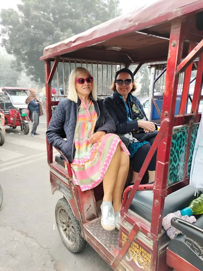 Delhi: Old and New Delhi Private Tour with Red Fort Inside - The eight-hour full-day option