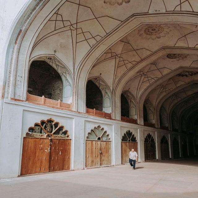 Delhi: Red Fort & Jama Majid Private Tour by Car - What the private car changes