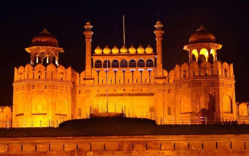 Delhi: Red Fort Light and Sound Show Guided Tour - Price, private service, and overall value