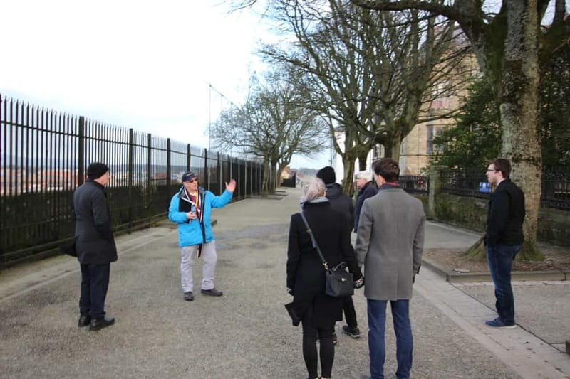 Discover the City Walls - Small Public Group or Private Tour - Understanding the Troubles and the peace process