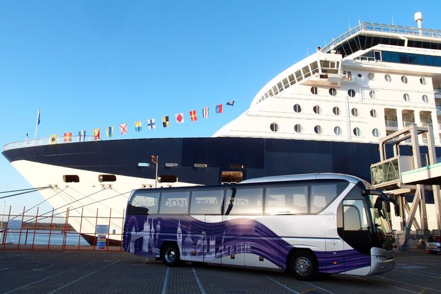 Dover to London & Heathrow via Canterbury and Leeds Castle - Why this Dover transfer is more than a ride to London