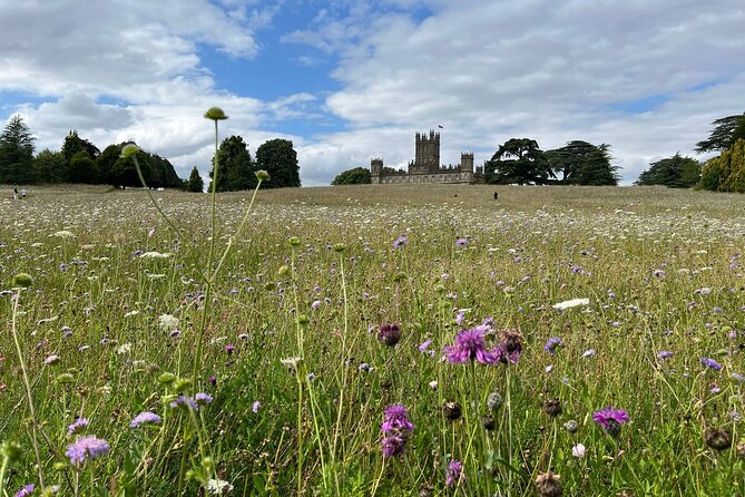 Downton Abbey & Highclere Castle Tour from London, with Oxford - A full day means significant coach time