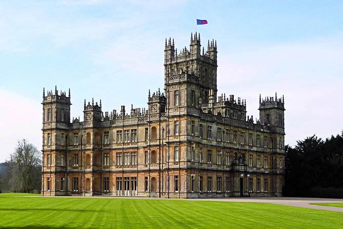 Downton Abbey & Highclere Castle Tour from London, with Oxford - Oxford gives the day a wider frame