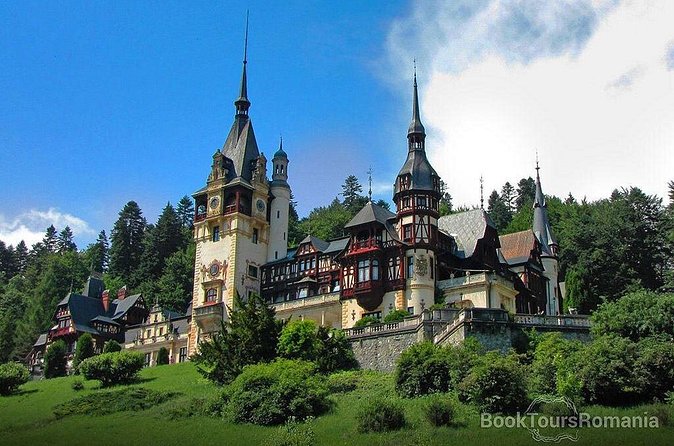 Dracula Castle, Peles Castle and Brasov - Private Day Trip from Bucharest - What the guide adds to the day