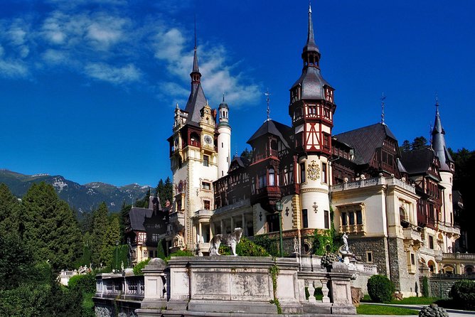 Dracula's Castle, Peles Castle and Brasov Day Trip from Bucharest - Peleș Castle: the royal stop worth prioritizing