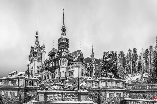 Dracula's Castle, Peles Castle and Brasov - Private Day Trip from Bucharest - Brașov old town: the day’s breathing space
