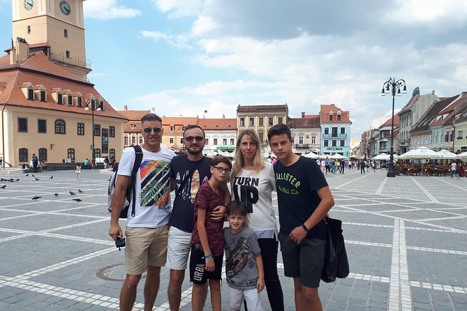 Dracula's Castle, Peles Castle and Brasov - Private Day Trip from Bucharest - What your private guide adds