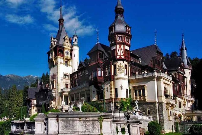 Dracula's Castle, Peles Castle and old town Brasov from Bucharest - The guide can make or break the long road day