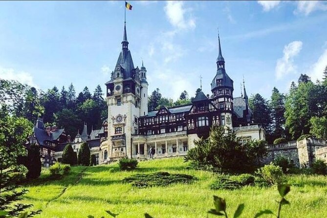 Dracula's Castle -Private Tour- with Brașov City and Peleș Castle - Guides are the real value of this tour
