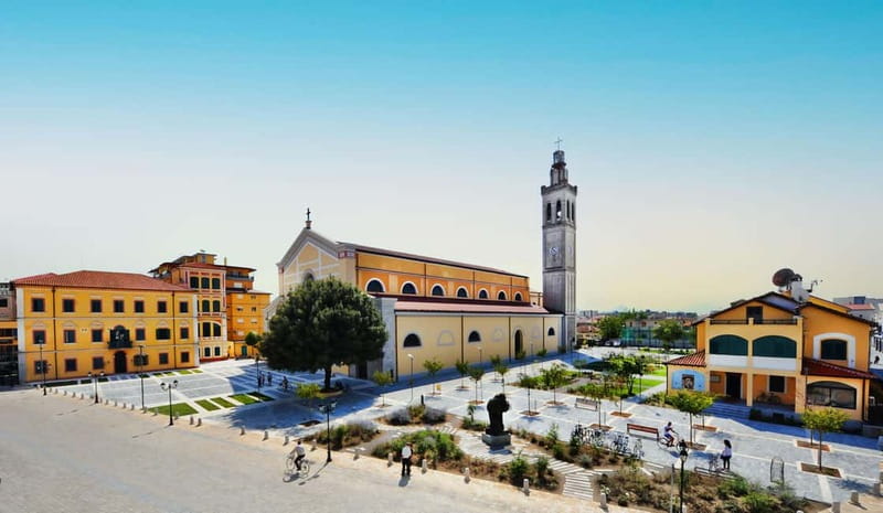 Drive & Discover: Shkodra City, Castle and Lake - Key points at a glance