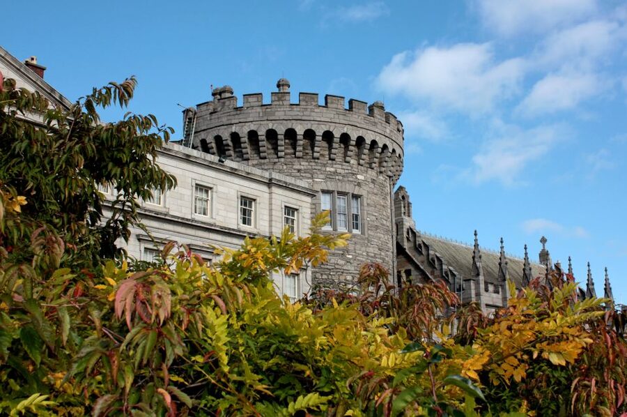 Dublin: Fast-Track Book of Kells Ticket & Dublin Castle Tour - Booking details worth knowing