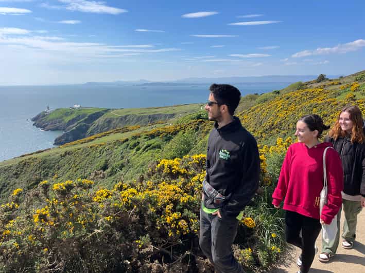 DUBLIN: Malahide castle and Howth MULTILINGUAL full day tour - Villages, St Anne’s, and Portmarnock