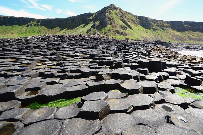 Dublin to Belfast Black Cab, Dunluce Castle and Giant's Causeway - Belfast, murals, and the Peace Wall