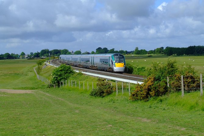 Dublin to Bunratty Castle, Cliffs of Moher, Burren Galway by Rail - Starting at Heuston Station before 7 a.m.