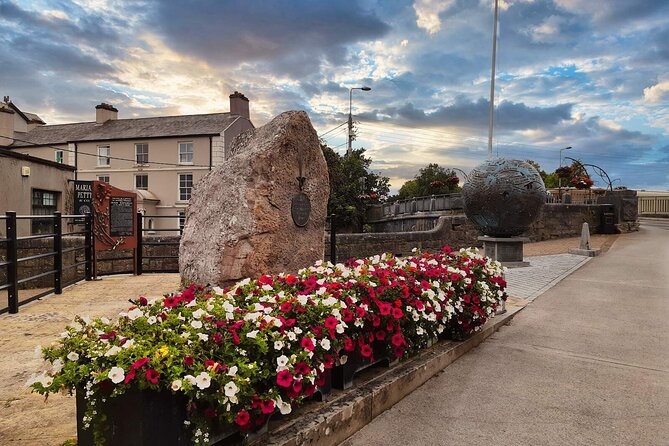 Dublin to Cliffs of Moher, Ennis Town & Bunratty Castle Day Tour - Bunratty Castle and Folk Park after lunch
