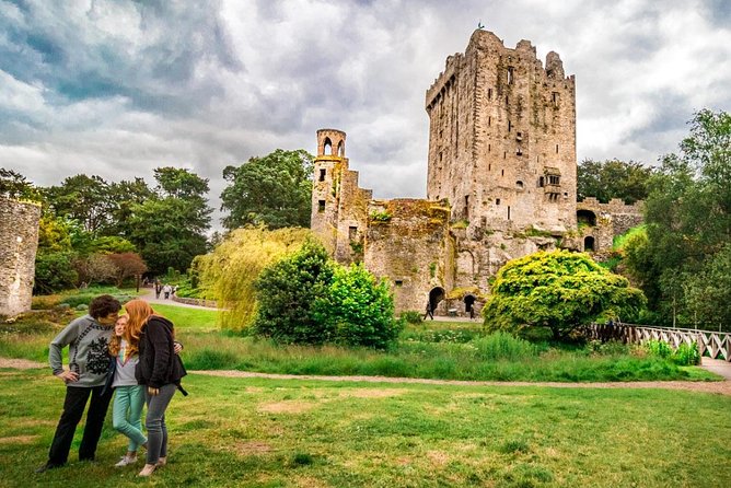 Dublin to Rock of Cashel, Cork City & Blarney Castle Guided Tour - The Rock of Cashel and its medieval ruins
