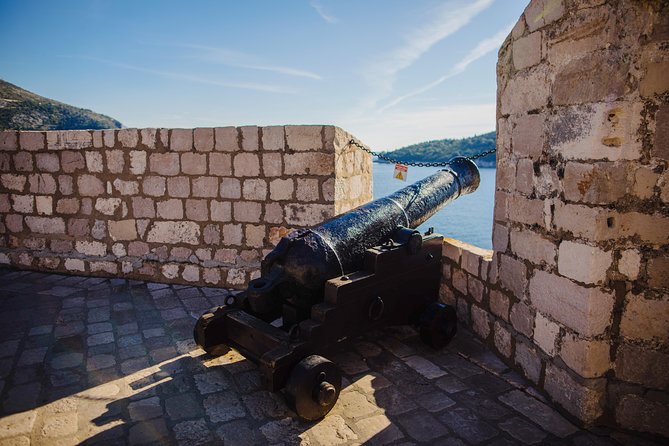 Dubrovnik Cable Car Ride, Old Town Walking Tour plus City Walls - What to expect from the guide