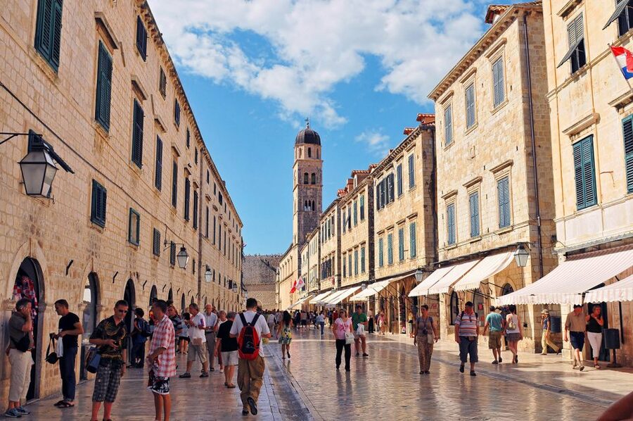 Dubrovnik: Cable Car, Walking Tour and City Walls Combo - Seeing Dubrovnik from the cable car