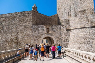 Dubrovnik: City Walls, Old Town Walking Tour & Adriatic View
