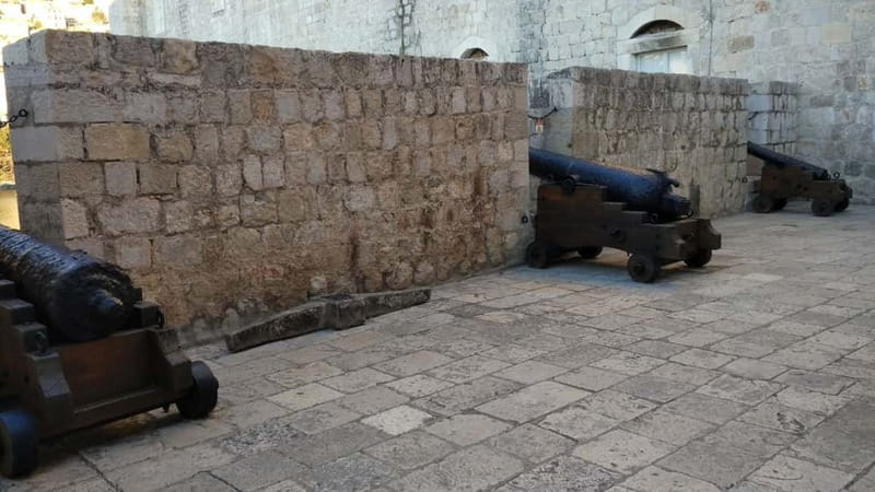 Dubrovnik City Walls: Small-Group 2-Hour Tour With a Local - Key points to know before you book