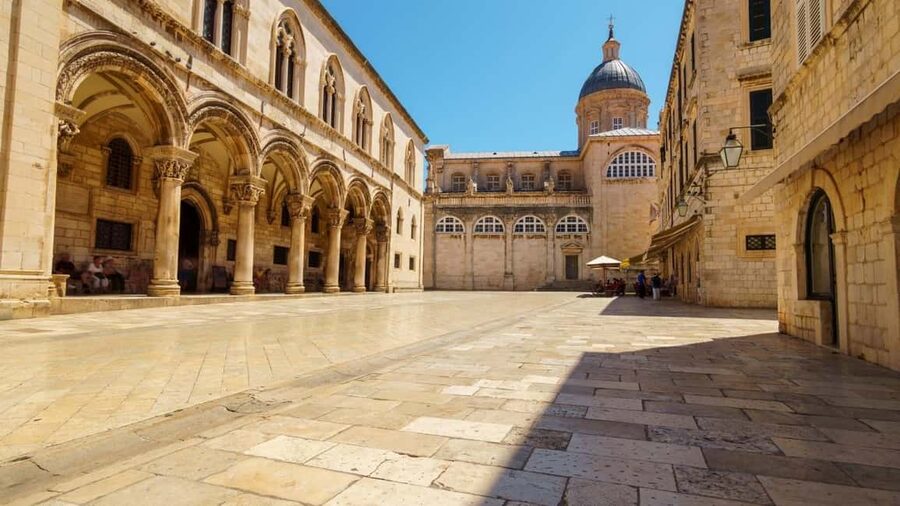 Dubrovnik: City Walls, Stradun & Old Town Story Walking Tour - Key points to know before you book