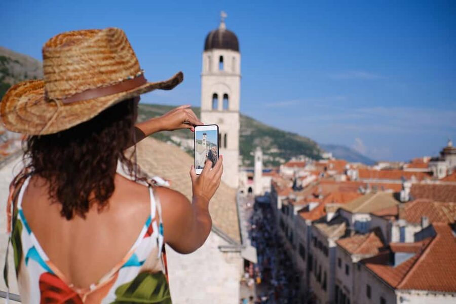 Dubrovnik: City Walls Tour for Early Birds & Sunset Chaser - Two kilometers of sea views, forts, and city walls