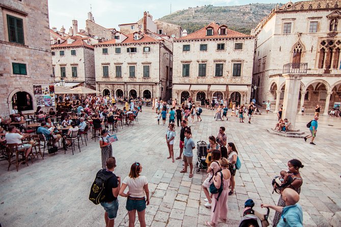 Dubrovnik Combo: Old Town & Ancient City Walls - Walking through the Old Town in 90 minutes