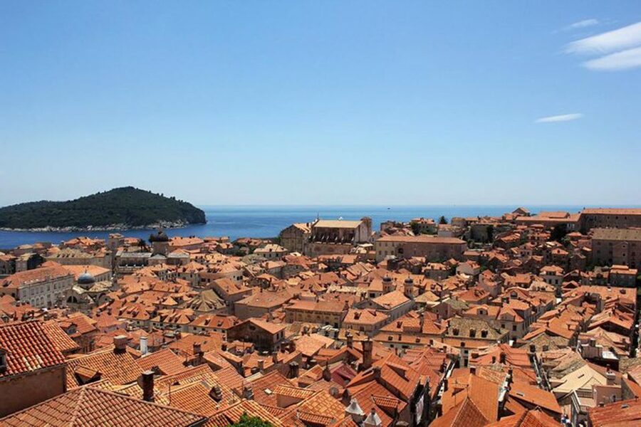 Dubrovnik: Game of Thrones and City Walls Walking Tour - The city walls above Blackwater Bay