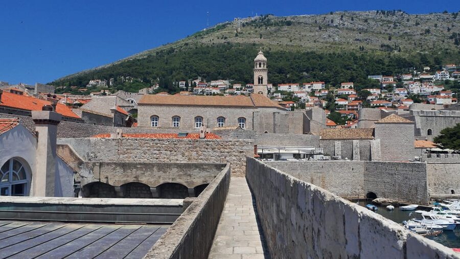 Dubrovnik: Old Town & City Walls Guided Tours Combo - Should you book the Old Town and walls combo?