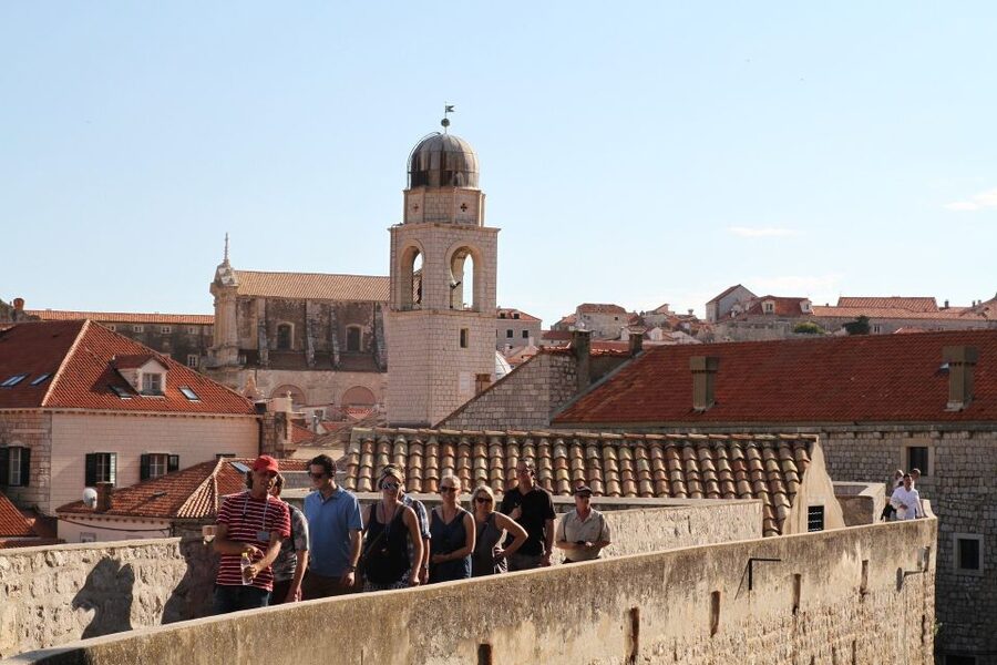 Dubrovnik: Old Town & City Walls Guided Tours Combo - What to bring and who should skip it