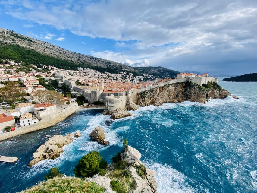Dubrovnik: Old Town & City Walls Private Walking Tour - From the walls to Stradun