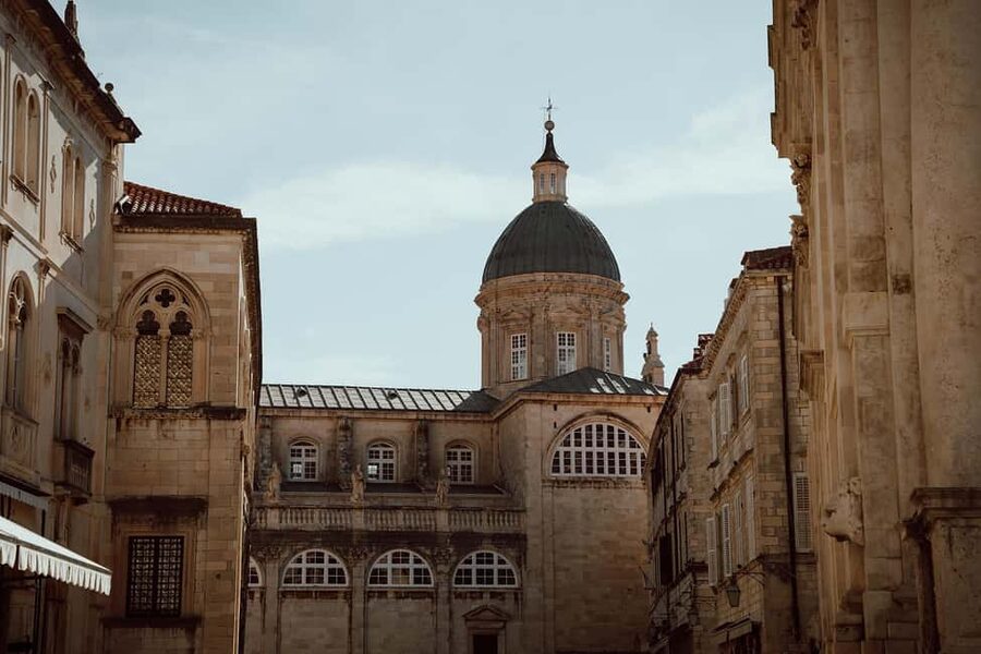 Dubrovnik: Old Town & City Walls Tour with Optional DU Pass - Rector’s Palace, Orlando’s Column, and St. Blaise’s Church