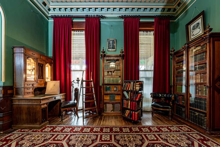 Dunedin: Larnach Castle & Gardens Admission Ticket - Seven acres of gardens to explore