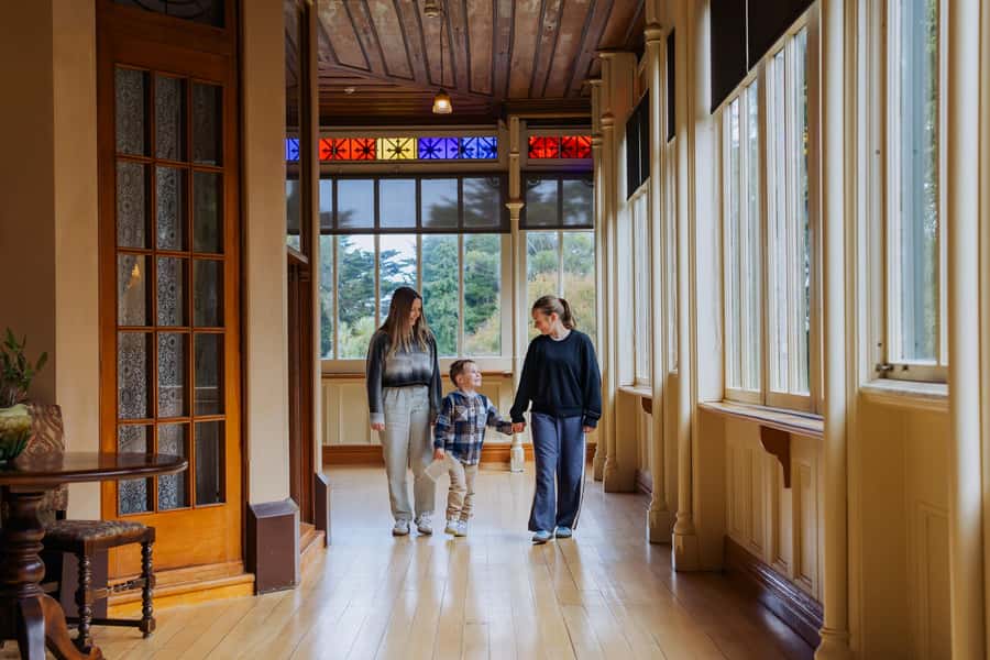 Dunedin: Larnach Castle & Gardens Admission Ticket - Weather, timing, and a sensible visit plan