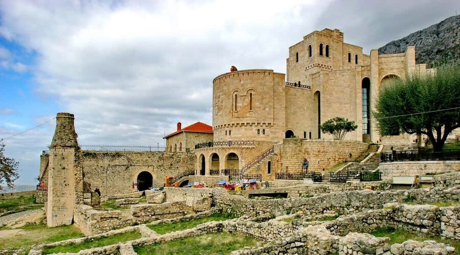 Durres/Golem: Kruja Castle & Bazaar with Traditional Lunch - What the guides add to the day